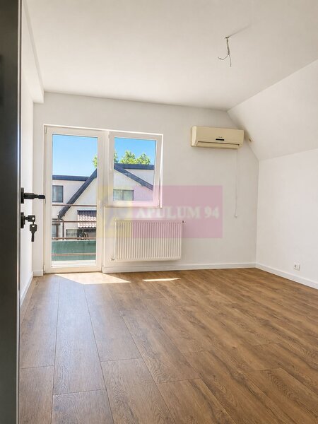 Duplex in vila, 4 camere, renovat 2025, curte 250 mp, Mogosoaia